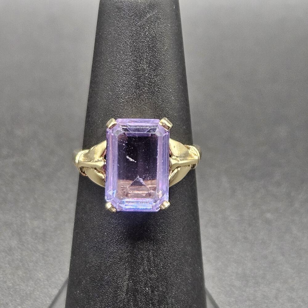 10K Yellow Gold Purple Emerald Cut Gemstone Ring Size 5 3.41g Vintage